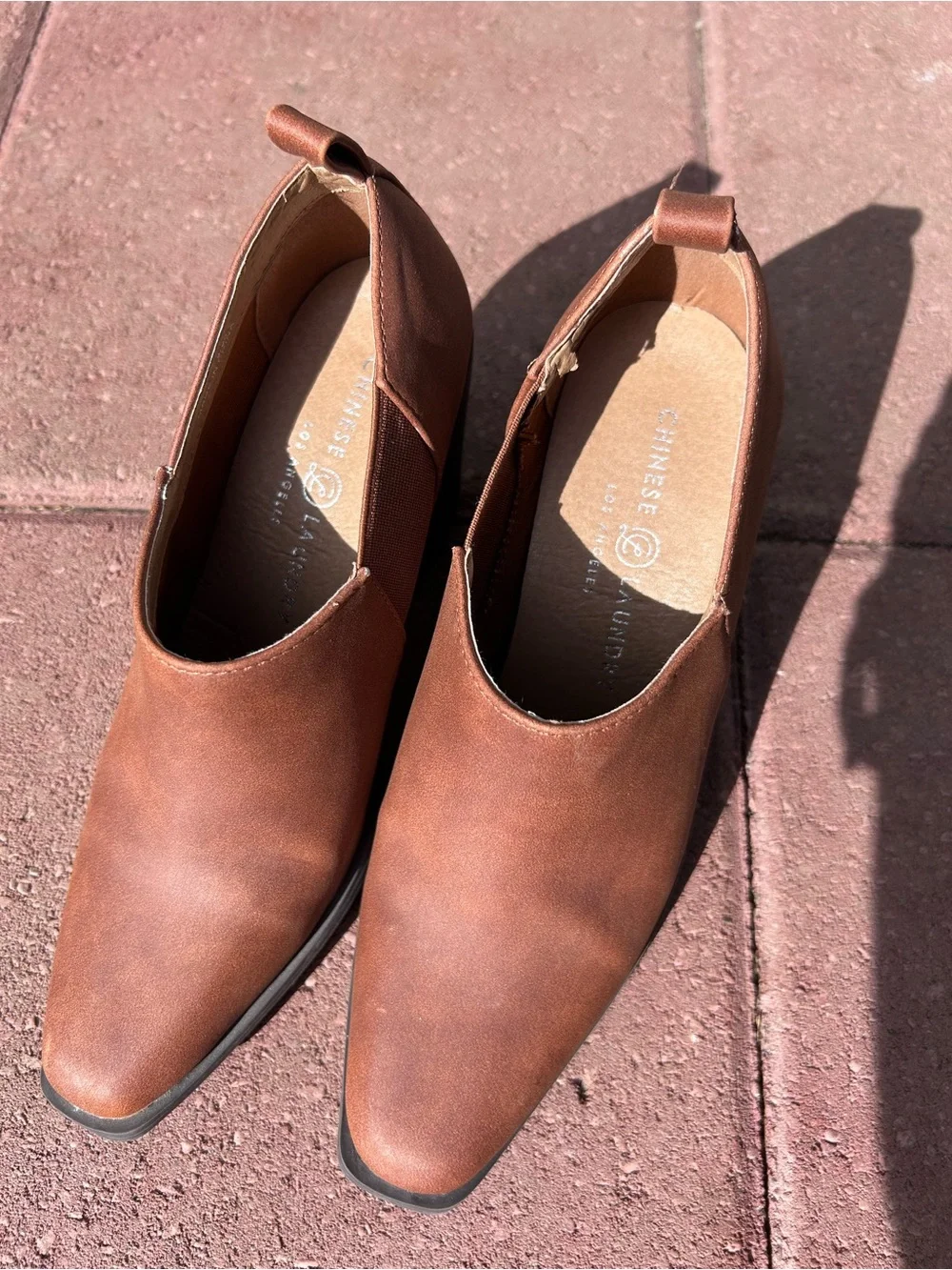 Chinese Laundry Women's Tan Leather Slip-on Shooties Size 6